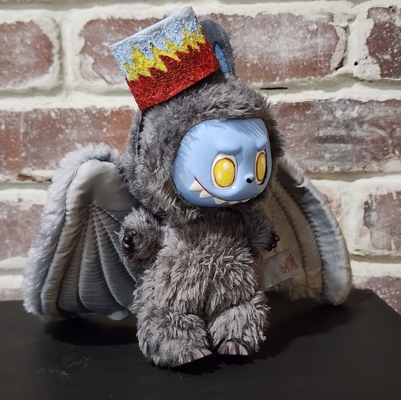 Pop Mart Flying Monkey Labubu - Picture 8 of 9